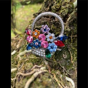 Womens rhinestone brooch